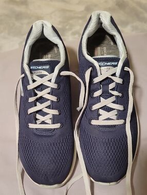 Skechers Women's Navy Arch Fit Lace-Up Sneakers
